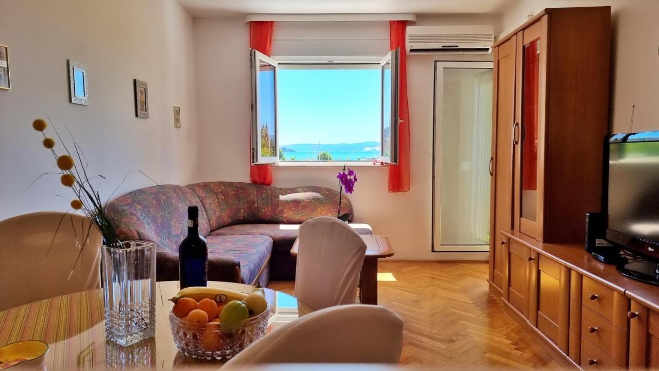 Apartment Cesarica Omiš Zewnętrze zdjęcie